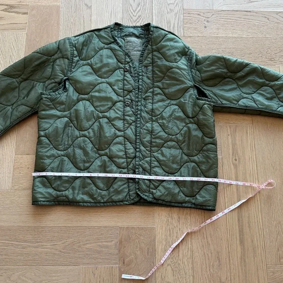 Green Quilted Jacket - Picture 6 of 6